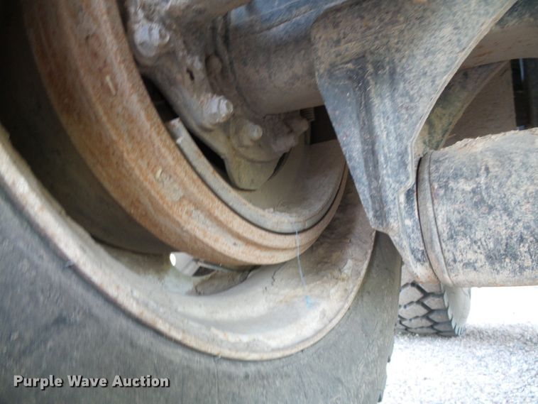 image for item DI5592 2007 Kenworth T800  silage truck