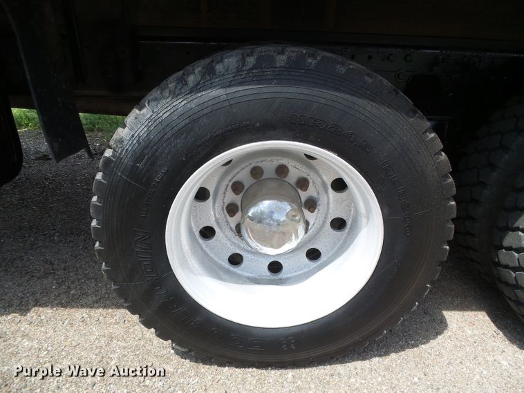 image for item DI5592 2007 Kenworth T800  silage truck