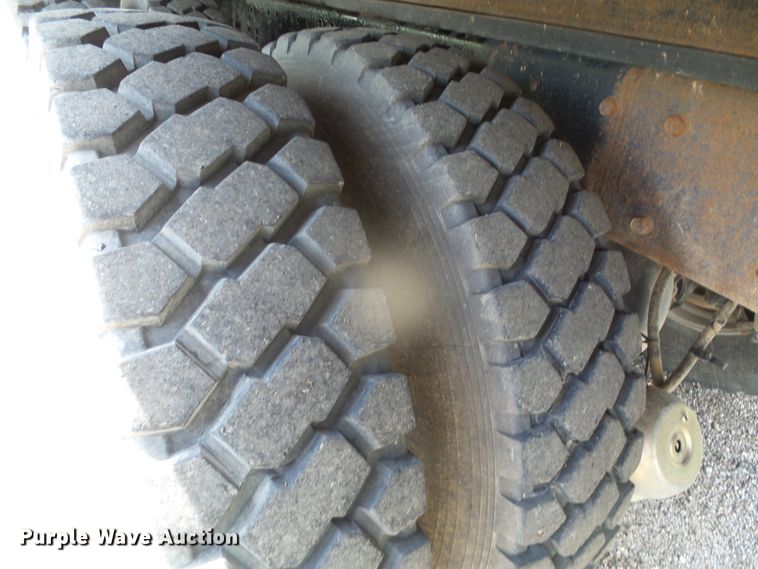 image for item DI5592 2007 Kenworth T800  silage truck