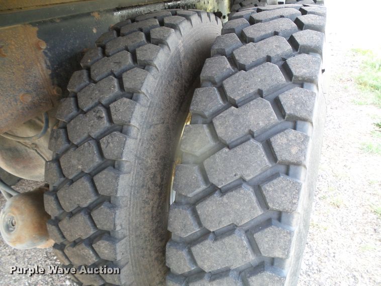 image for item DI5592 2007 Kenworth T800  silage truck