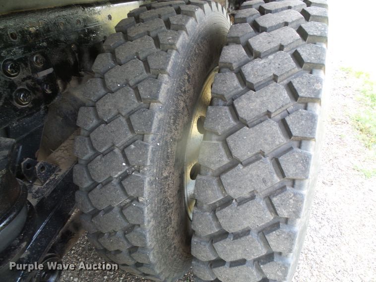 image for item DI5592 2007 Kenworth T800  silage truck