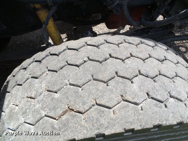 image for item DI5592 2007 Kenworth T800  silage truck