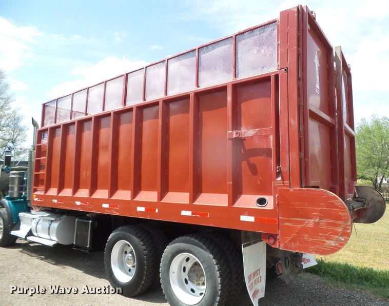 image for item DI5592 2007 Kenworth T800  silage truck