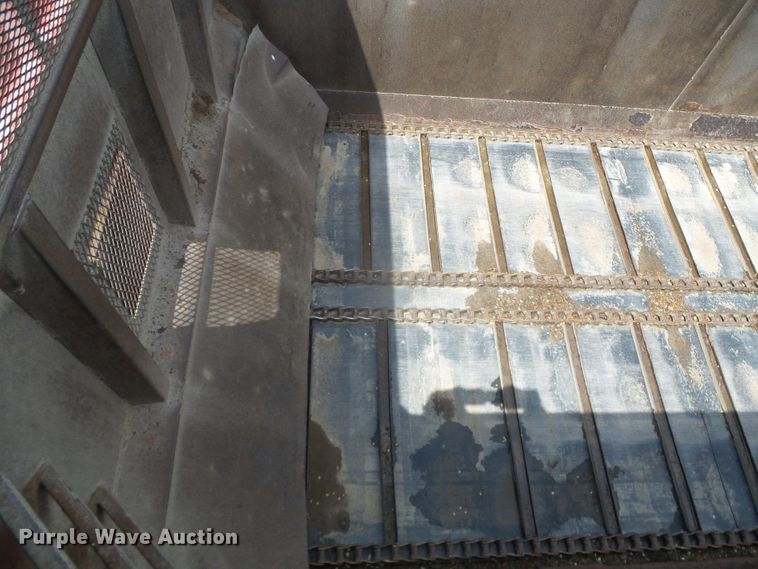 image for item DI5592 2007 Kenworth T800  silage truck