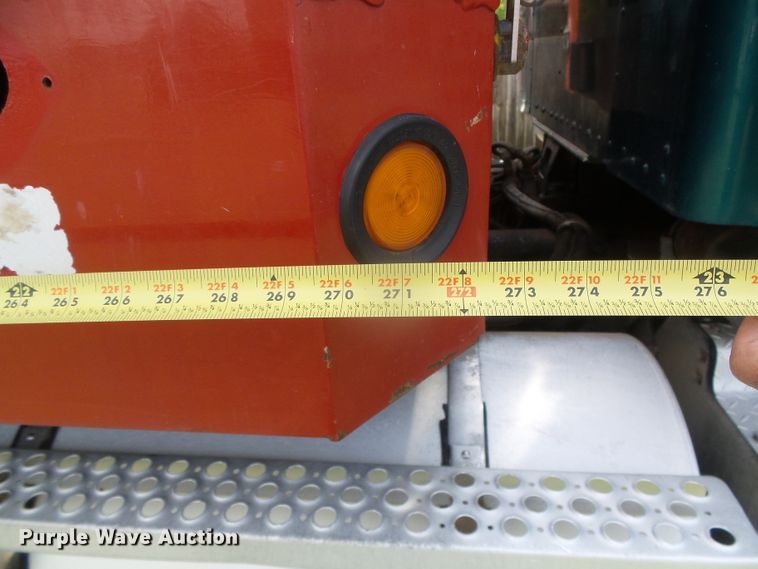 image for item DI5592 2007 Kenworth T800  silage truck