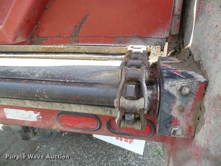 image for item DI5592 2007 Kenworth T800  silage truck