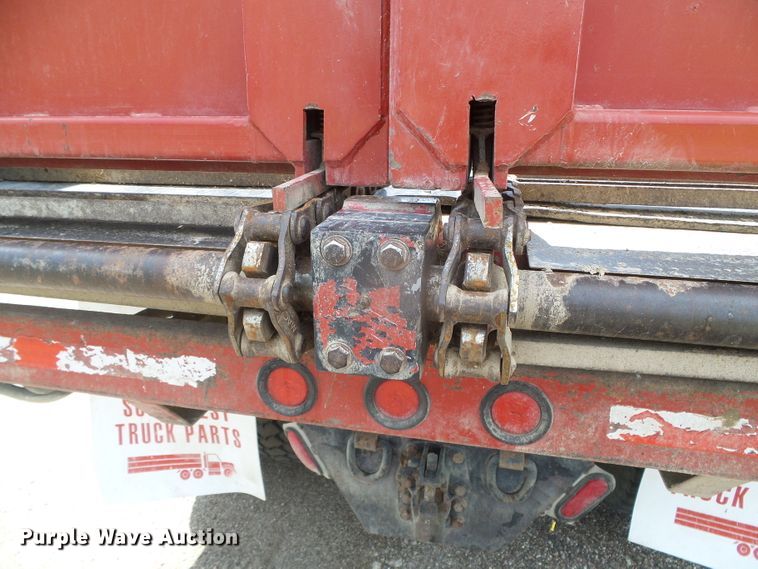 image for item DI5592 2007 Kenworth T800  silage truck