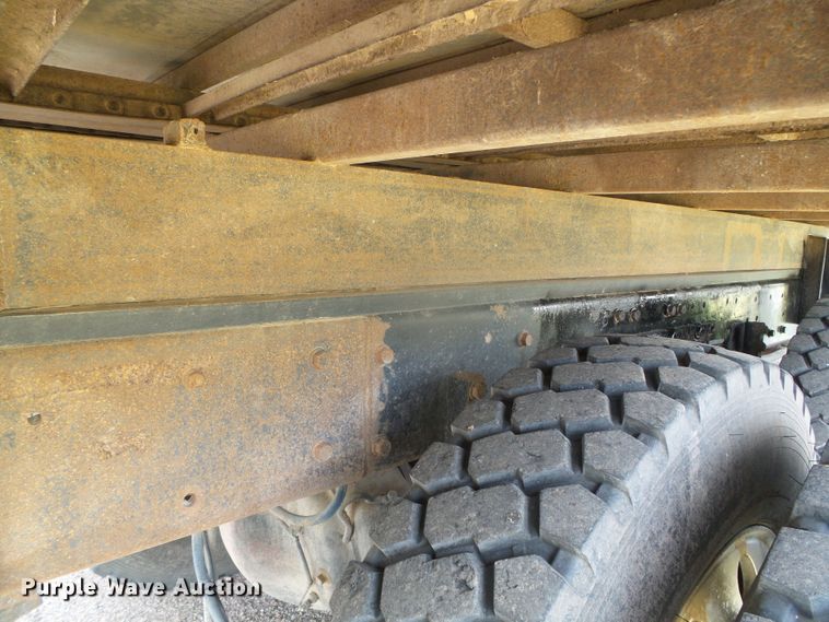 image for item DI5592 2007 Kenworth T800  silage truck