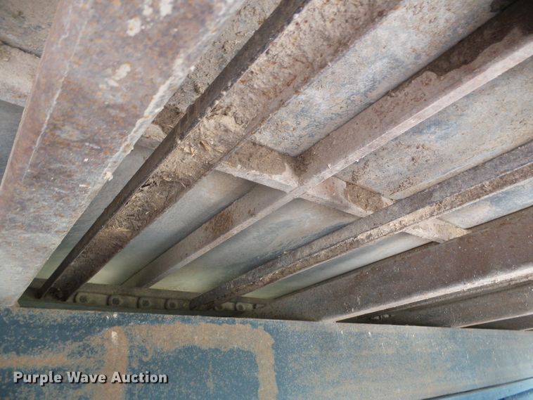 image for item DI5592 2007 Kenworth T800  silage truck