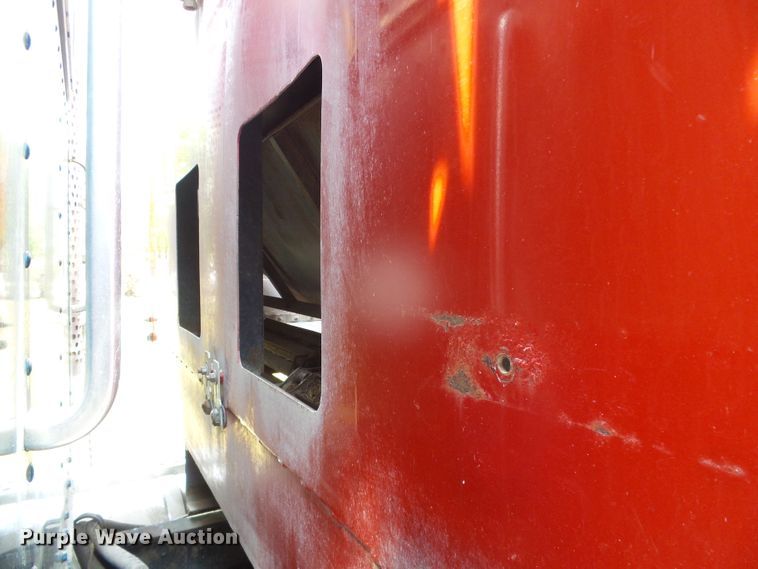 image for item DI5592 2007 Kenworth T800  silage truck