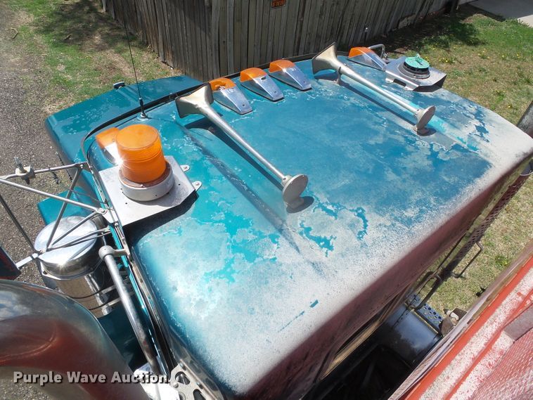 image for item DI5592 2007 Kenworth T800  silage truck