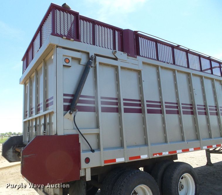 image for item DI5599 2015 Fehr  silage trailer