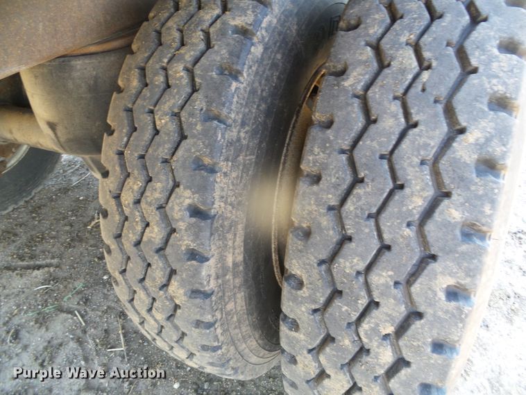 image for item DI5599 2015 Fehr  silage trailer