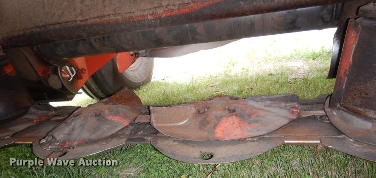 image for item DI6621 Kuhn FC4000RG  windrower