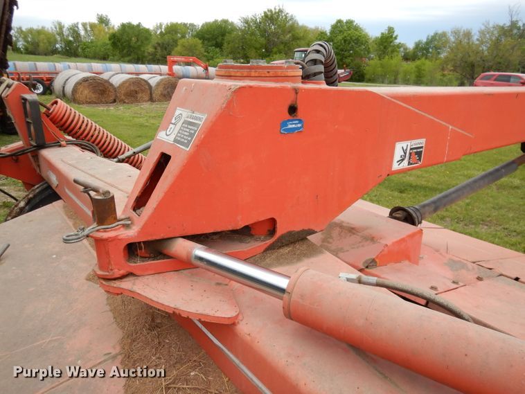 image for item DI6621 Kuhn FC4000RG  windrower
