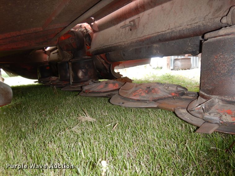 image for item DI6621 Kuhn FC4000RG  windrower