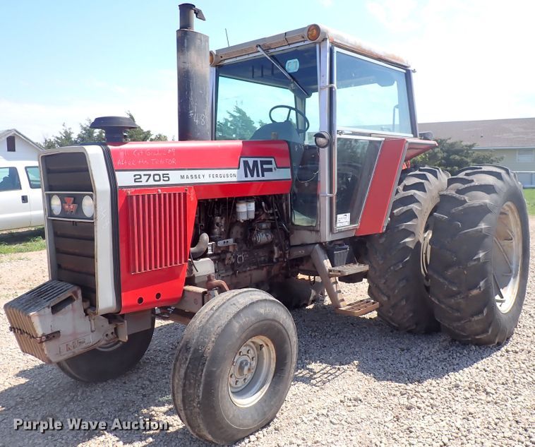 image for item DJ5668 1979 Massey Ferguson 2705  tractor