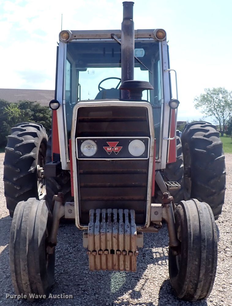 image for item DJ5668 1979 Massey Ferguson 2705  tractor