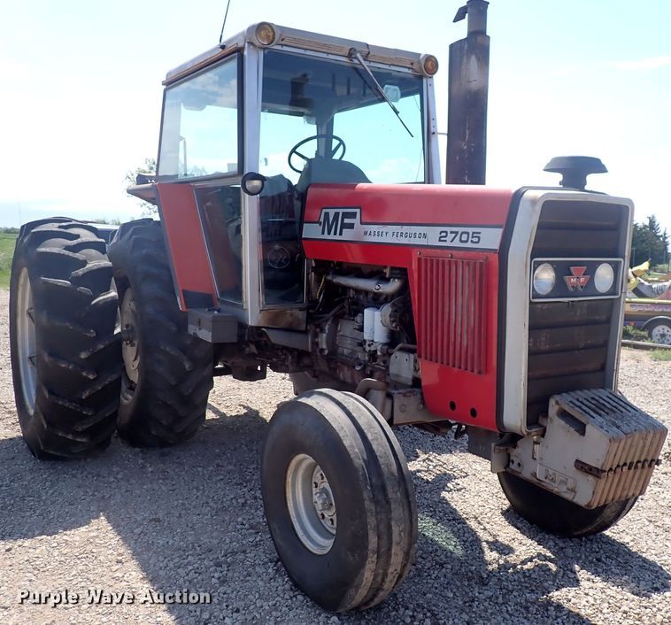 image for item DJ5668 1979 Massey Ferguson 2705  tractor