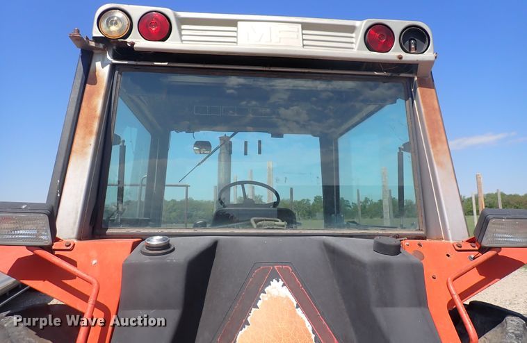 image for item DJ5668 1979 Massey Ferguson 2705  tractor