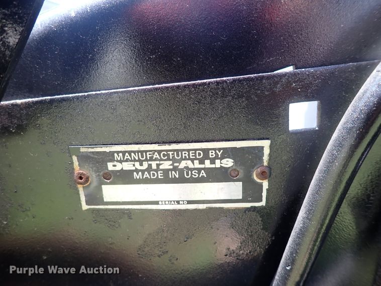 image for item DJ5690 Deutz Allis  rigid head