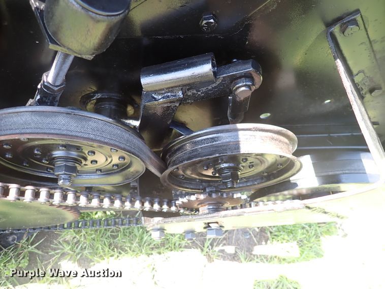 image for item DJ5690 Deutz Allis  rigid head