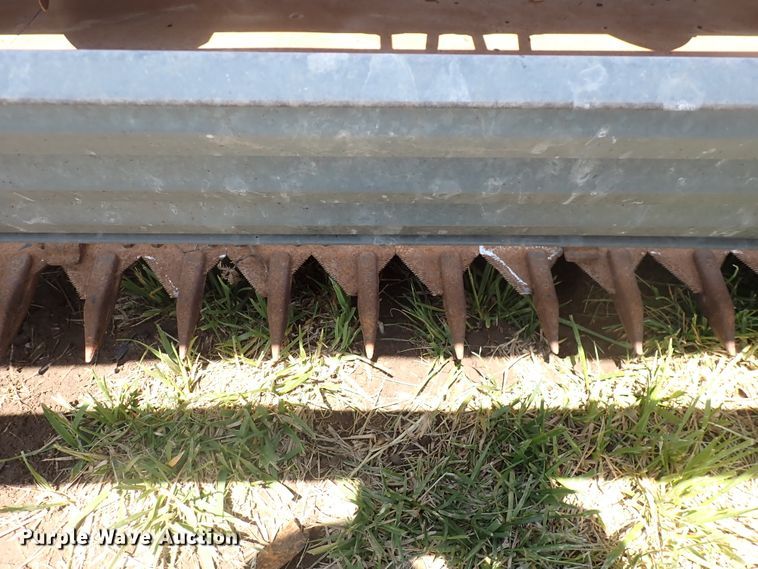 image for item DJ5690 Deutz Allis  rigid head