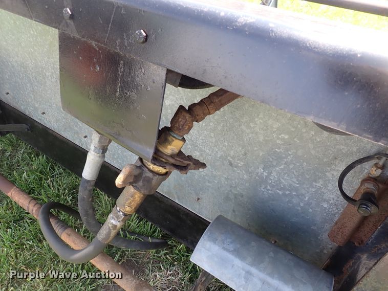 image for item DJ5690 Deutz Allis  rigid head