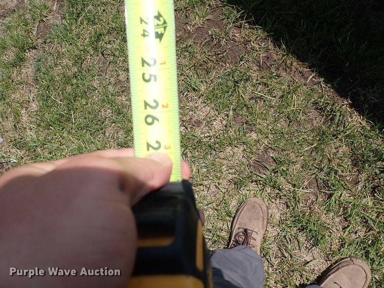 image for item DJ5690 Deutz Allis  rigid head