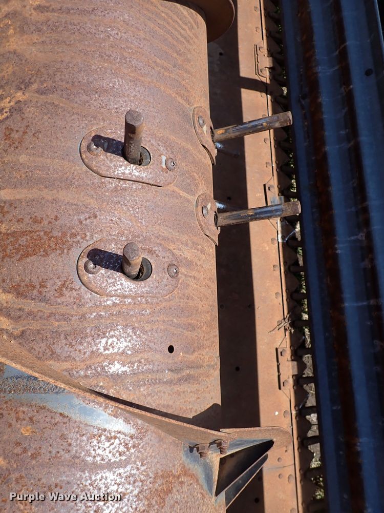 image for item DJ5690 Deutz Allis  rigid head