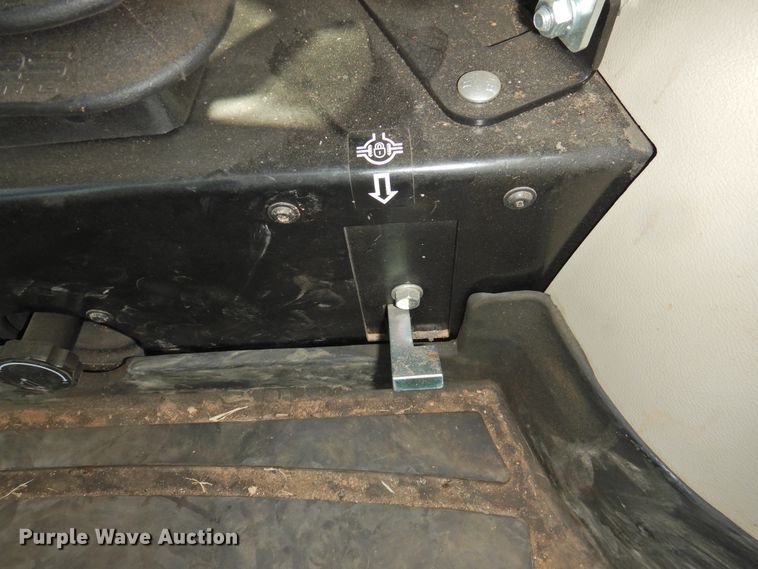 image for item DJ8433 John Deere 3039R  MFWD tractor