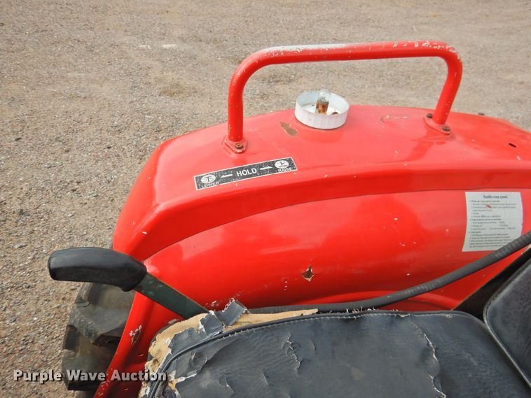 image for item DJ8487 Yanmar YM2210D  MFWD tractor