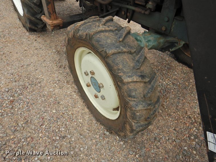 image for item DJ8487 Yanmar YM2210D  MFWD tractor