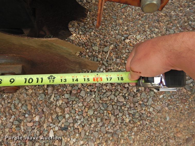 image for item DJ8487 Yanmar YM2210D  MFWD tractor