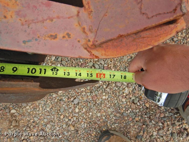 image for item DJ8487 Yanmar YM2210D  MFWD tractor