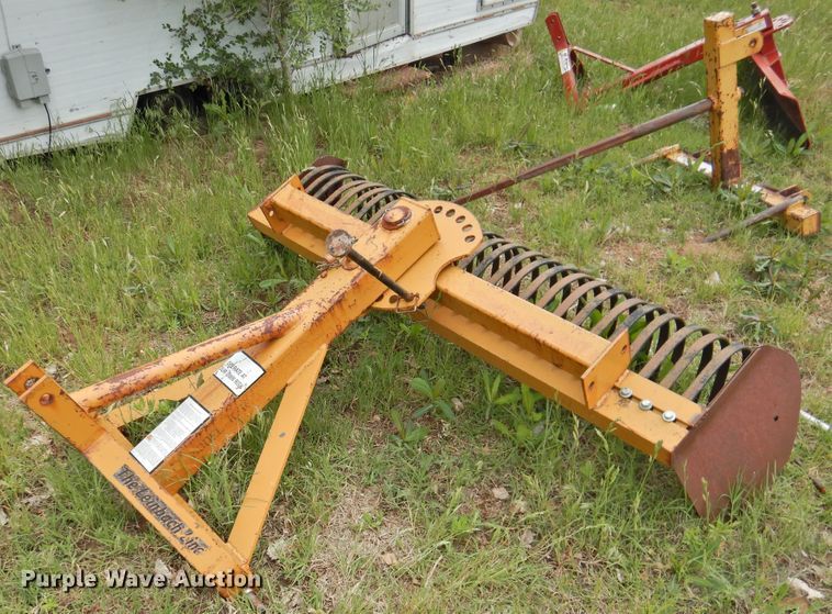 image for item DJ8487 Yanmar YM2210D  MFWD tractor