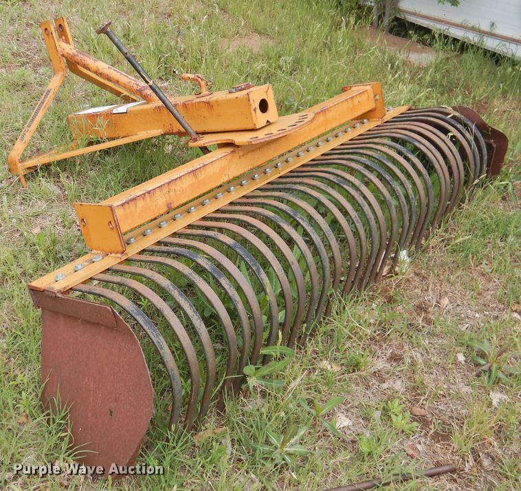 image for item DJ8487 Yanmar YM2210D  MFWD tractor