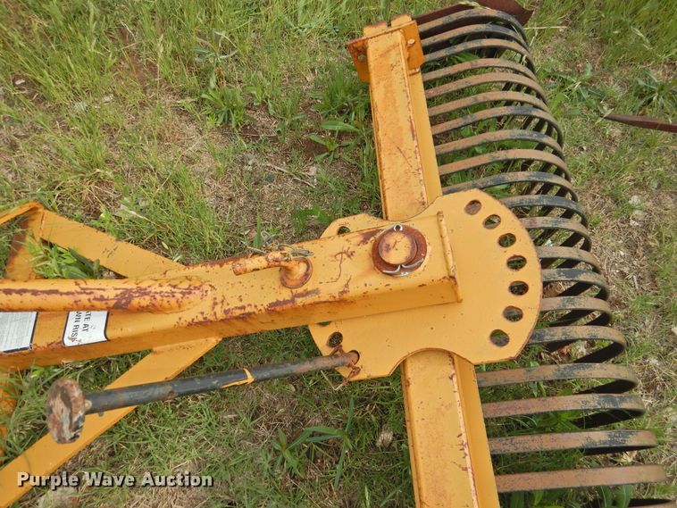 image for item DJ8487 Yanmar YM2210D  MFWD tractor