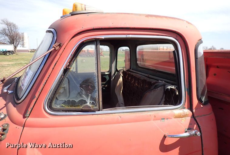 image for item DK4621 1954 GMC 250  grain truck