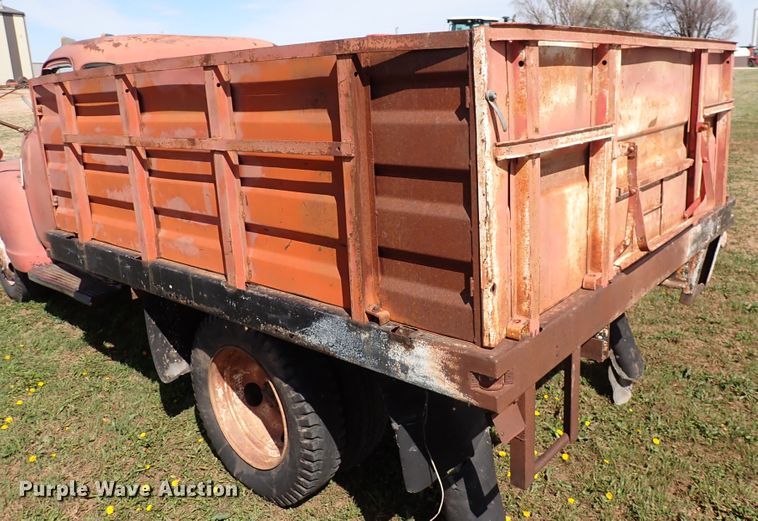 image for item DK4621 1954 GMC 250  grain truck