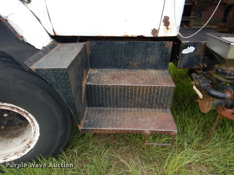 image for item DK5653 1981 GMC Big Wheel  applicator truck