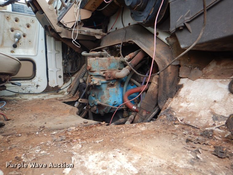 image for item DK5653 1981 GMC Big Wheel  applicator truck