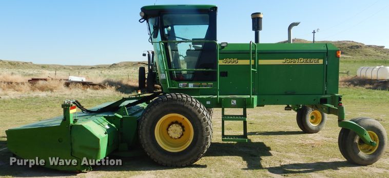 image for item DL0275 2007 John Deere 4995  windrower