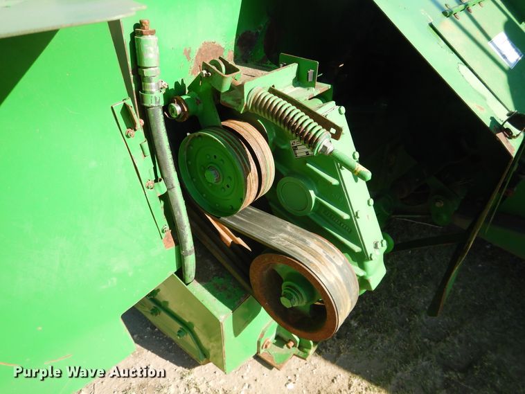 image for item DL0275 2007 John Deere 4995  windrower