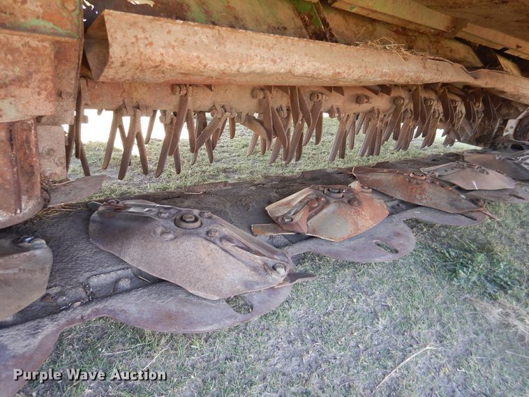 image for item DL0275 2007 John Deere 4995  windrower