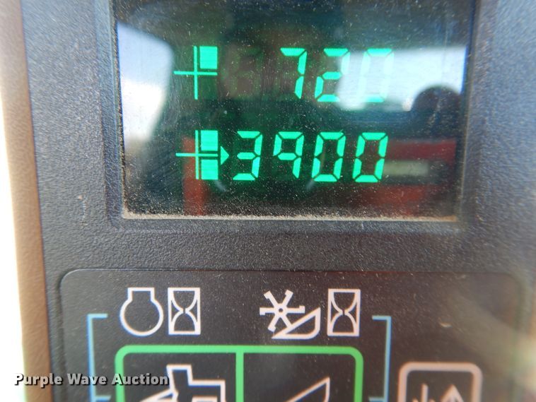 image for item DL0275 2007 John Deere 4995  windrower