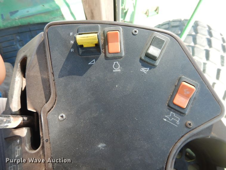 image for item DL0275 2007 John Deere 4995  windrower