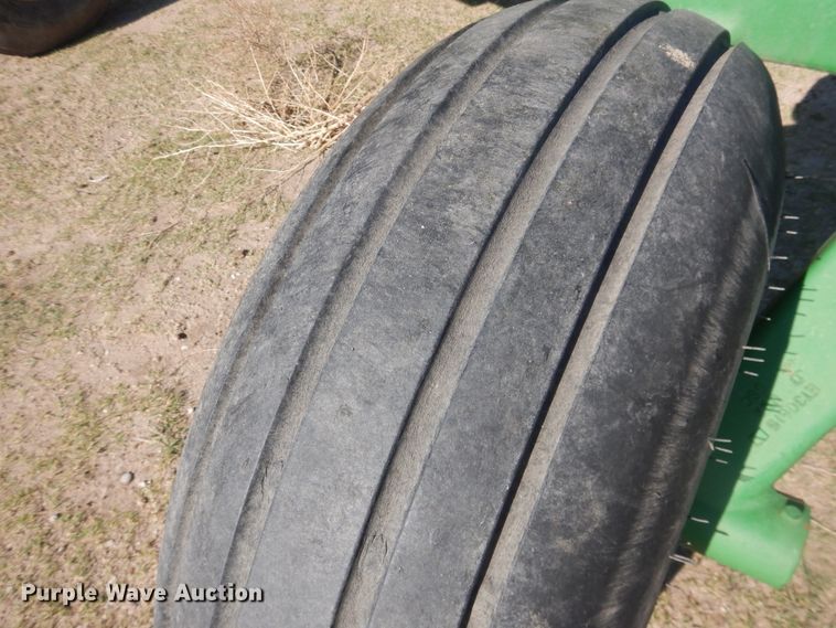 image for item DL0275 2007 John Deere 4995  windrower