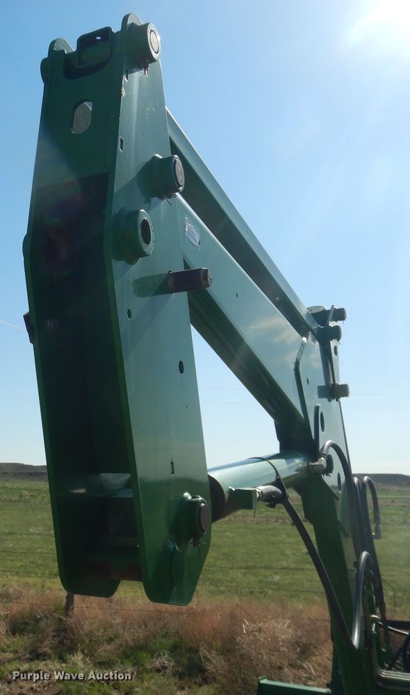 image for item DL0276 John Deere 840  loader