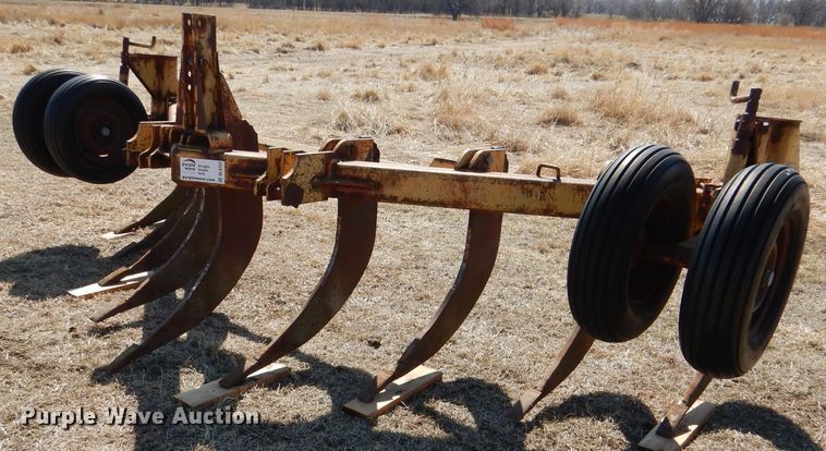 image for item DL4737 Big Ox  V-ripper